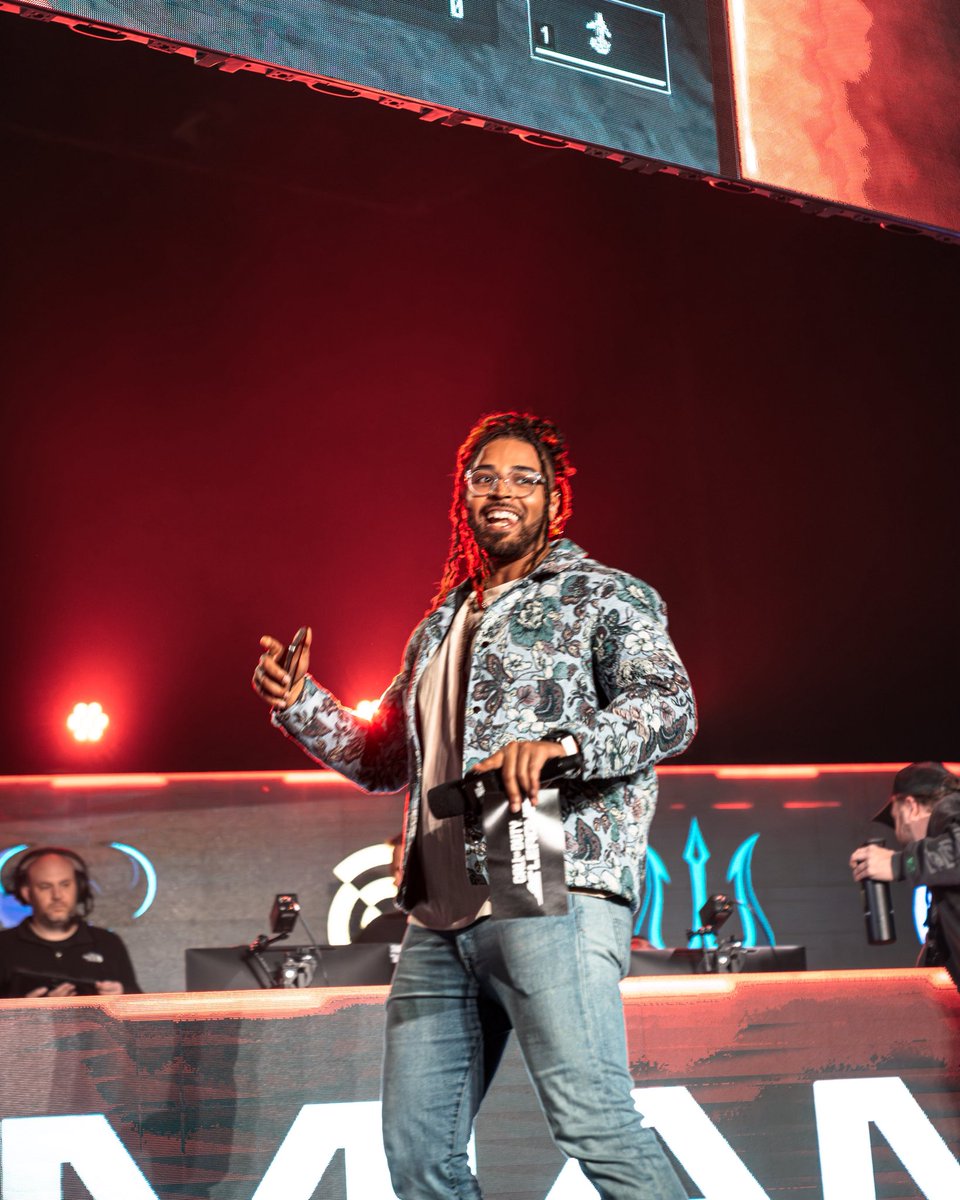 mediabyIsiah's tweet image. With Dreamhack and EWC coming up along with Halo, I’d like to announce that I’m available for photo and video work! 

I’ve been capturing COD esports for the last 3 years and would love to continue capturing all the special moments! 

My portfolio: Mediabyisiah.com 

RT’s…