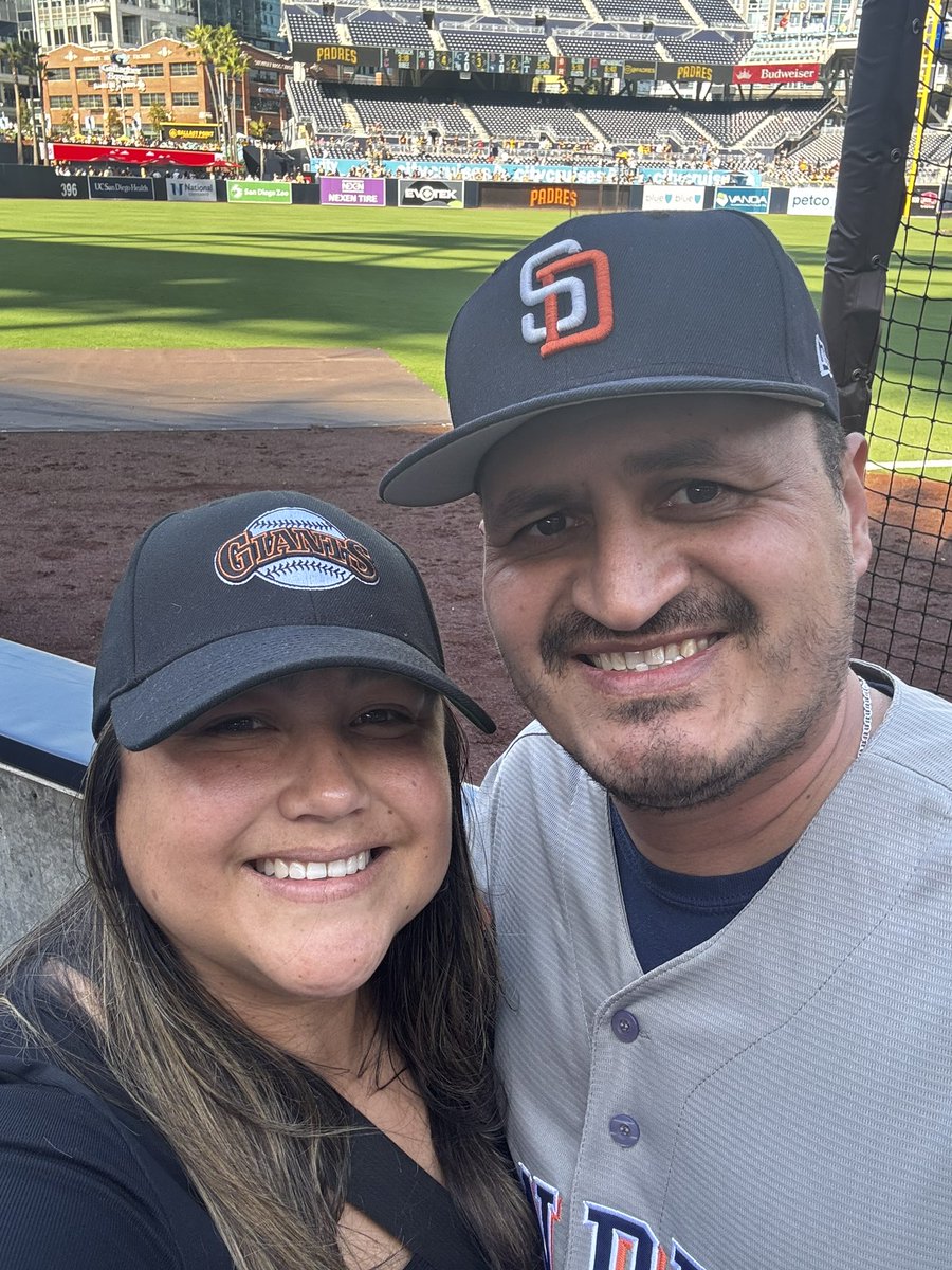 Jeh_Ko's tweet photo. Our favorite match up @Padres #ForTheFaithful https://t.co/YrWHoOR32u