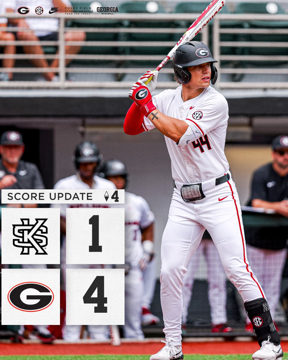 Georgia Baseball (@baseballuga) on Twitter photo Up by 3️⃣
#GoDawgs Up by 3️⃣
#GoDawgs