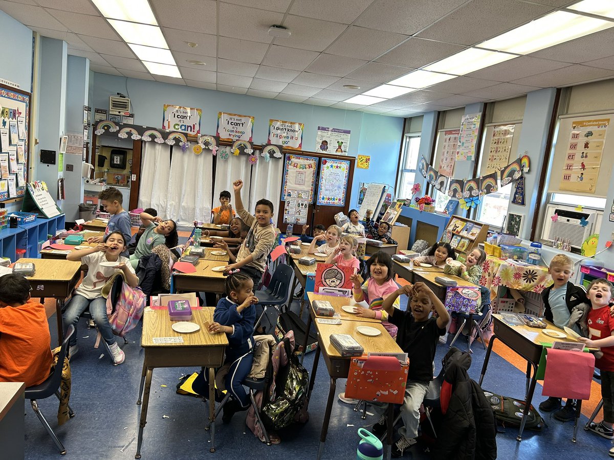 Katie Pawlowski (Fariello) (@ms_pawlowski) on Twitter photo We had fun learning about equal and unequal parts! It is safe to say that we prefer sharing cookies equally in first grade! π€£ <a href="/MalverneUFSD/">Malverne UFSD</a> <a href="/MWDPrimary/">MWDPrimarySchool</a> #gomules We had fun learning about equal and unequal parts! It is safe to say that we prefer sharing cookies equally in first grade! π€£ <a href="/MalverneUFSD/">Malverne UFSD</a> <a href="/MWDPrimary/">MWDPrimarySchool</a> #gomules