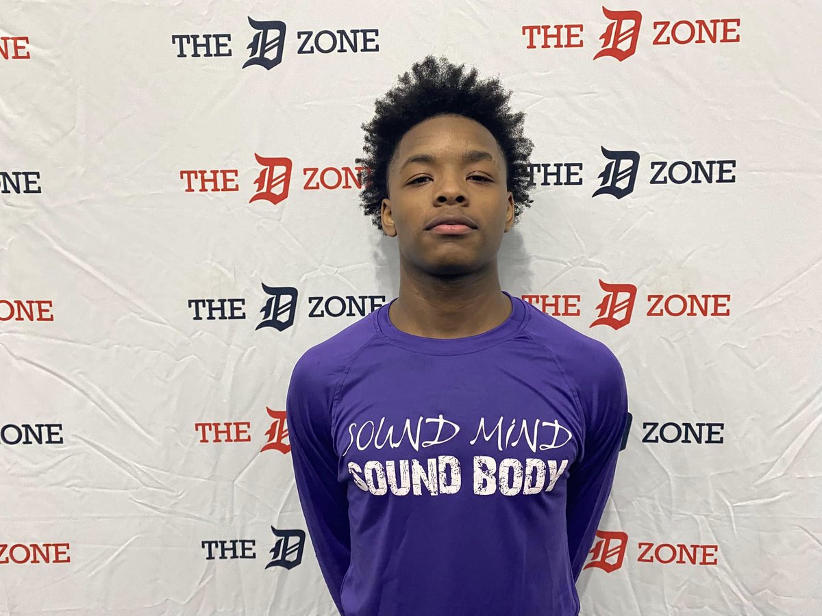 Cass Tech 2026 WR/CB/S Will Sykes Jr. was offered by Ferris State and Youngstown State

football.thedzone.com/players/will-s…