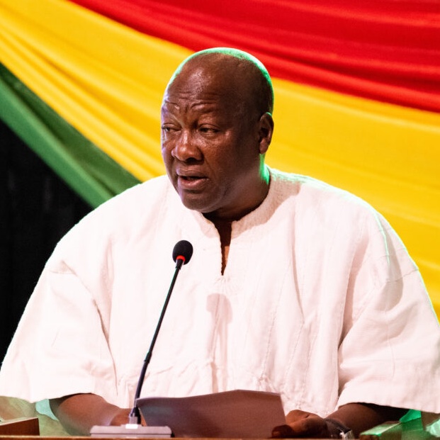 LegitTargets's tweet image. 🚨🇬🇭 BREAKING: GHANA&apos;S NEW PRESIDENT John Mahama has BANNED FOREIGNERS from local GOLD TRADING.