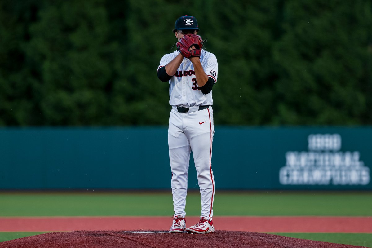 Georgia Baseball (@baseballuga) on Twitter photo Have yourself an inning, Mr. Taylor 💪
#GoDawgs | <a href="/Nate24Taylor/">Nate Taylor</a> Have yourself an inning, Mr. Taylor 💪
#GoDawgs | <a href="/Nate24Taylor/">Nate Taylor</a>
