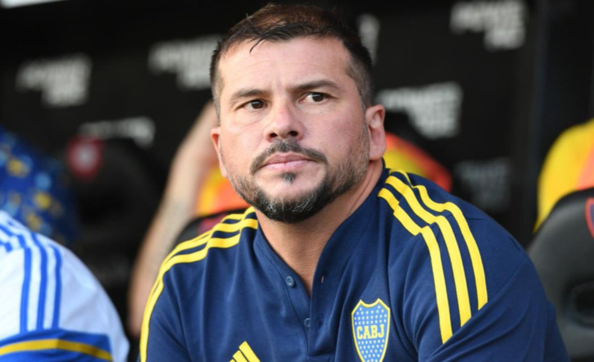🚨#ALERTA | Crecen las chances para que Mariano #Herrón dirija en #Boca 🔵🟡 hasta el final del #TorneoApertura

📌La idea del Consejo de Fútbol es que el interinato dure hasta que termine el campeonato

📌La elección del nuevo entrenador se concretaría recién para que debute en