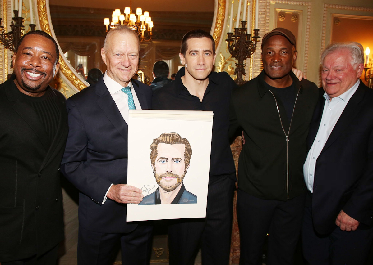 Jake Gyllenhaal tweet media