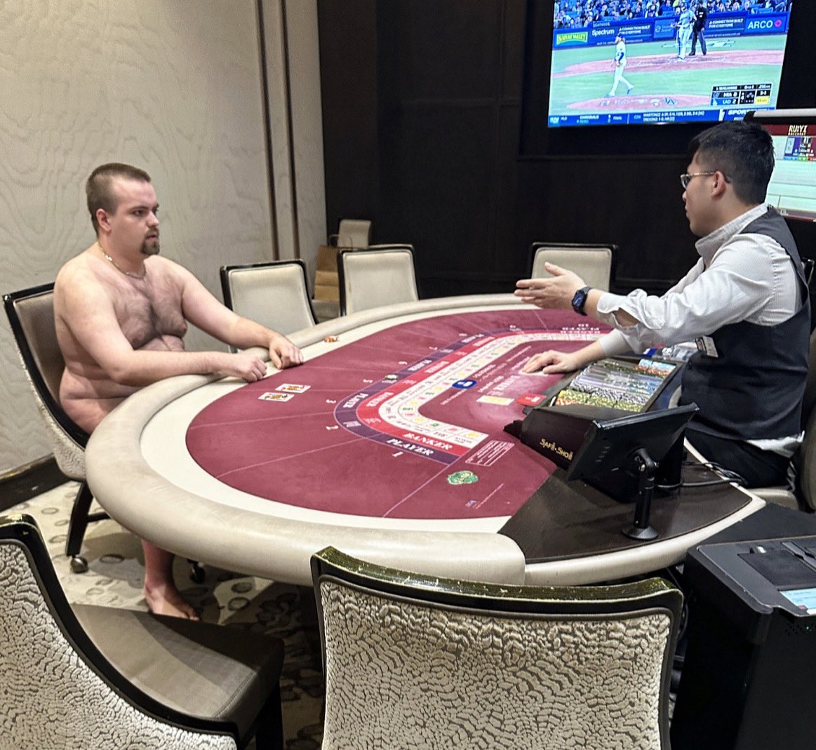 aldo2swag's tweet image. This a new pic of me playing gta 6 beta version