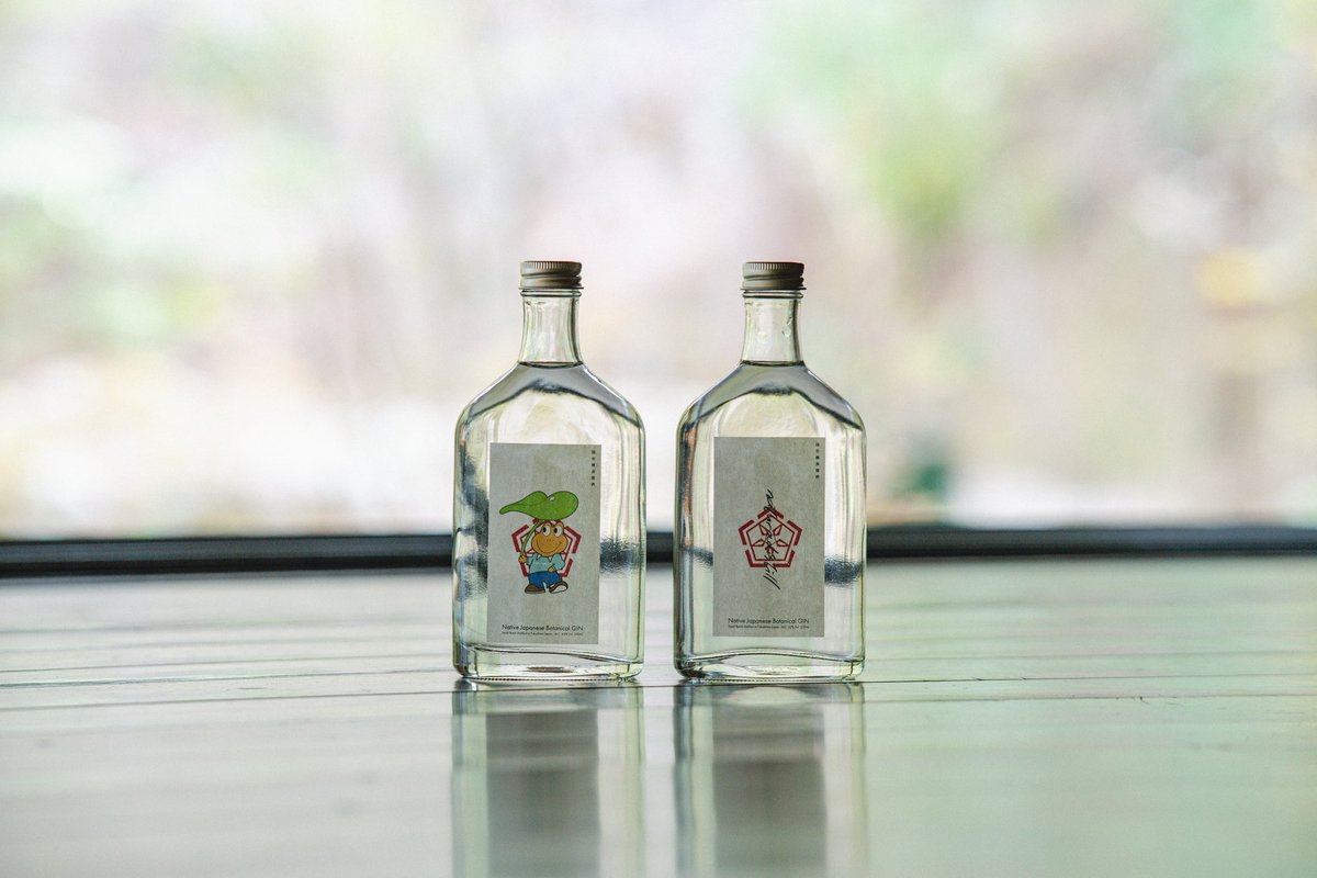 2025大阪・関西万博にnaturadistillが出展します！

5月20日(火)〜24日(土)の出展期間は、当社の取り組みや商品を紹介するパネルを展示するほか、5月21日(水)は展示ブースにてジンの試飲や万博記念ボトルの限定販売を行います。