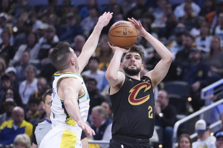TheCediFanClub's tweet image. Time for the matchup we’ve all been waiting for Ty Jerome vs TJ McConnell