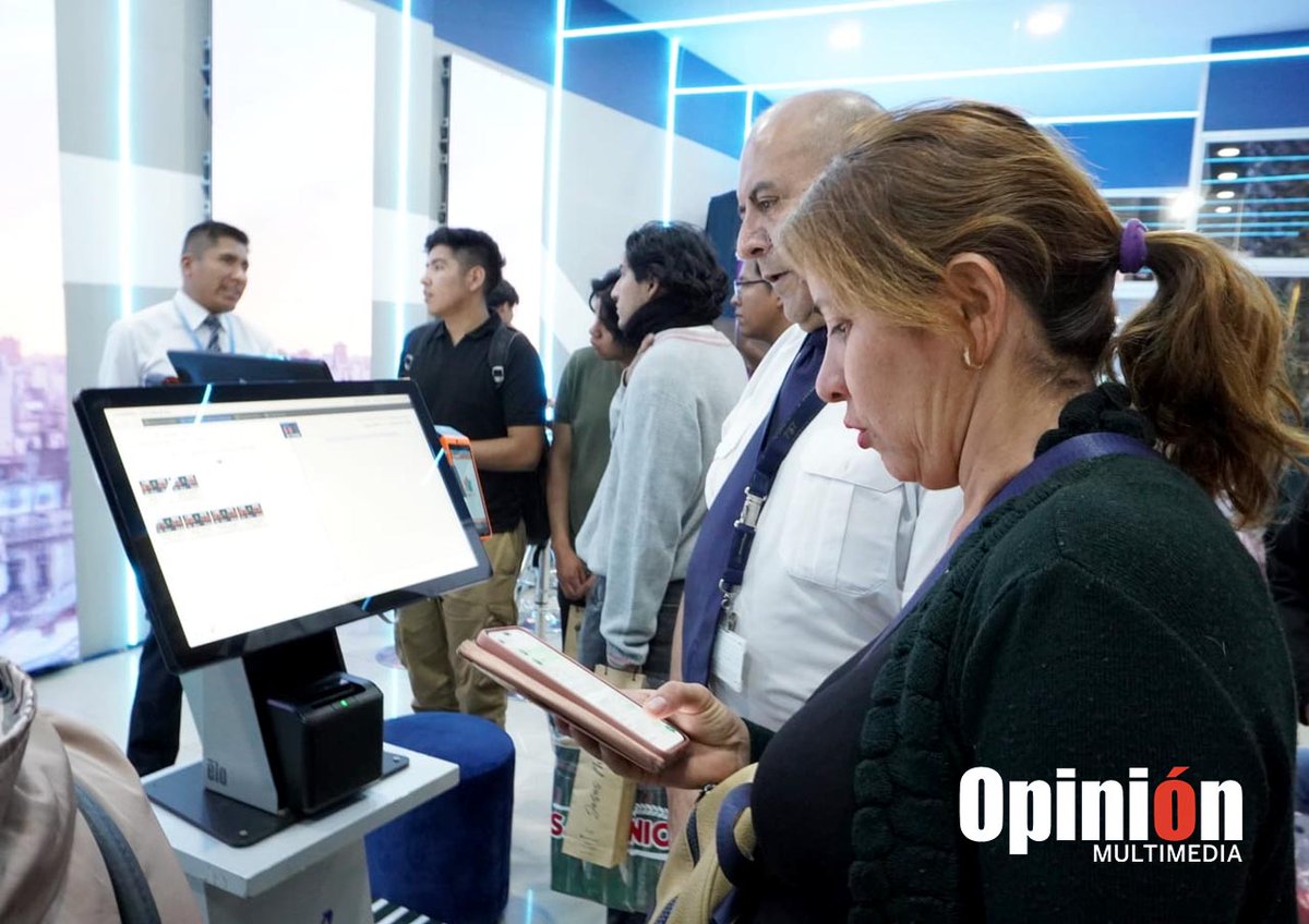 Opinion_Bolivia's tweet photo. #OPINIÓN presente en la Feria Exposición Internacional 2025
#BoA te trae en estos días de #FEXCO las mejores ofertas en diferentes destinos nacionales e internacionales. Además, de novedades en su stand del recinto ferial.
📸 Bianco Balderrama | Diario OPINIÓN https://t.co/hhB1g2g2Sv