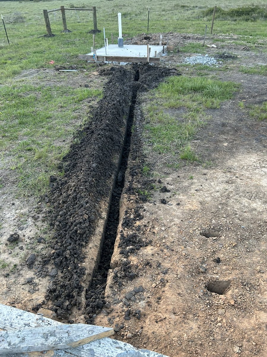 Scott Texas MAGA BTHO t.u. ๐บ๐ธ๐ค  (@bdbsmason) on Twitter photo Bought a trencherโฆ 1 hr later and at the land trenching! So excited lmao Bought a trencherโฆ 1 hr later and at the land trenching! So excited lmao