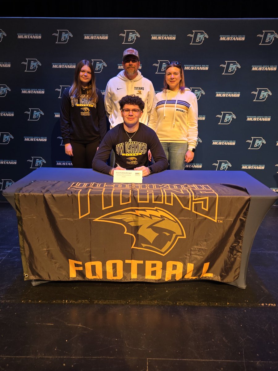 Congratulations Coen Godenschwager and good luck @  University of Wisconsin Oshkosh #HitHard