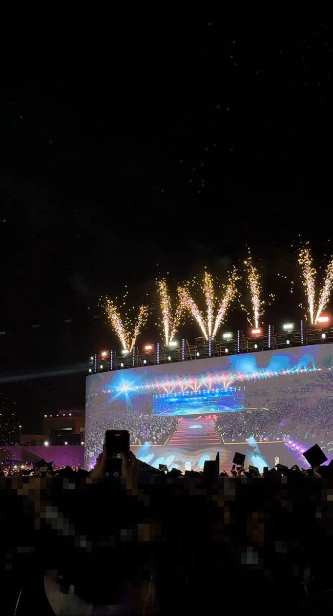 جود القحطاني tweet media