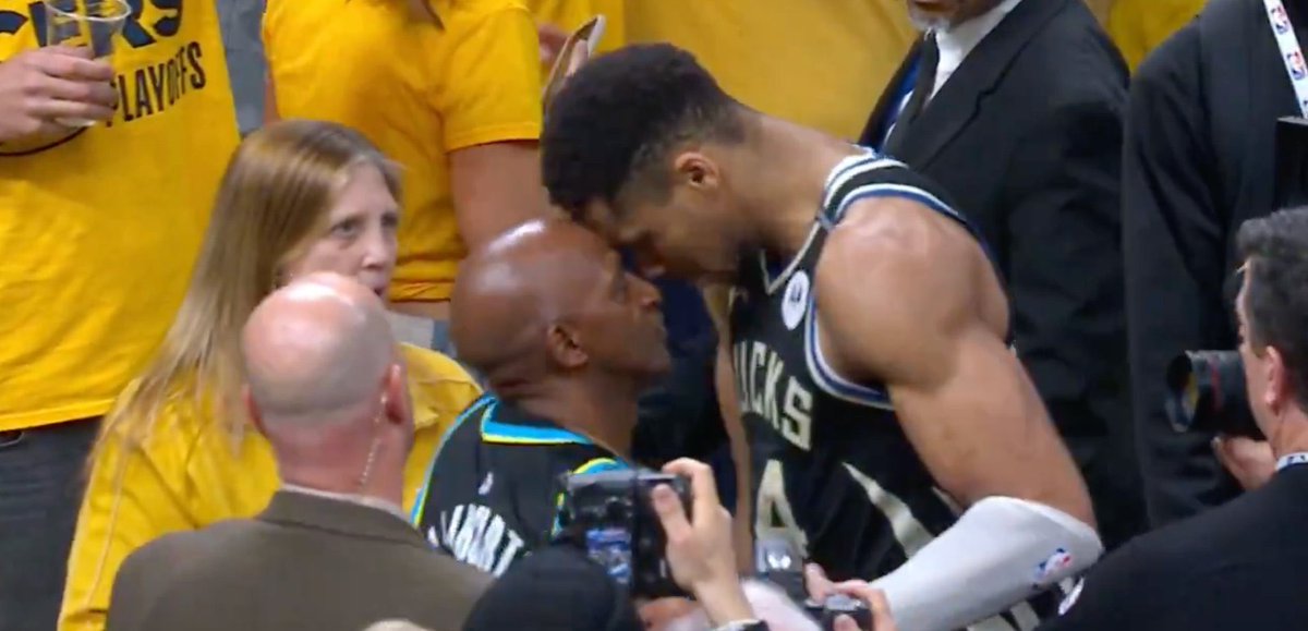 Every nba fight just looks like engagement photos