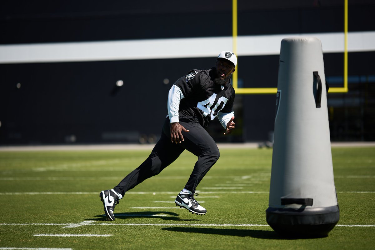 Raiders's tweet photo. Work. Repeat. 🔁

#RaiderNation https://t.co/Ahxdp8gSgg