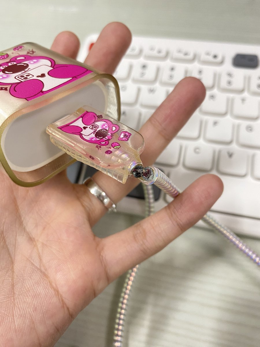 gitamelatis's tweet image. 💔💔