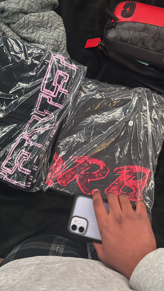 tune merch came in 🤭