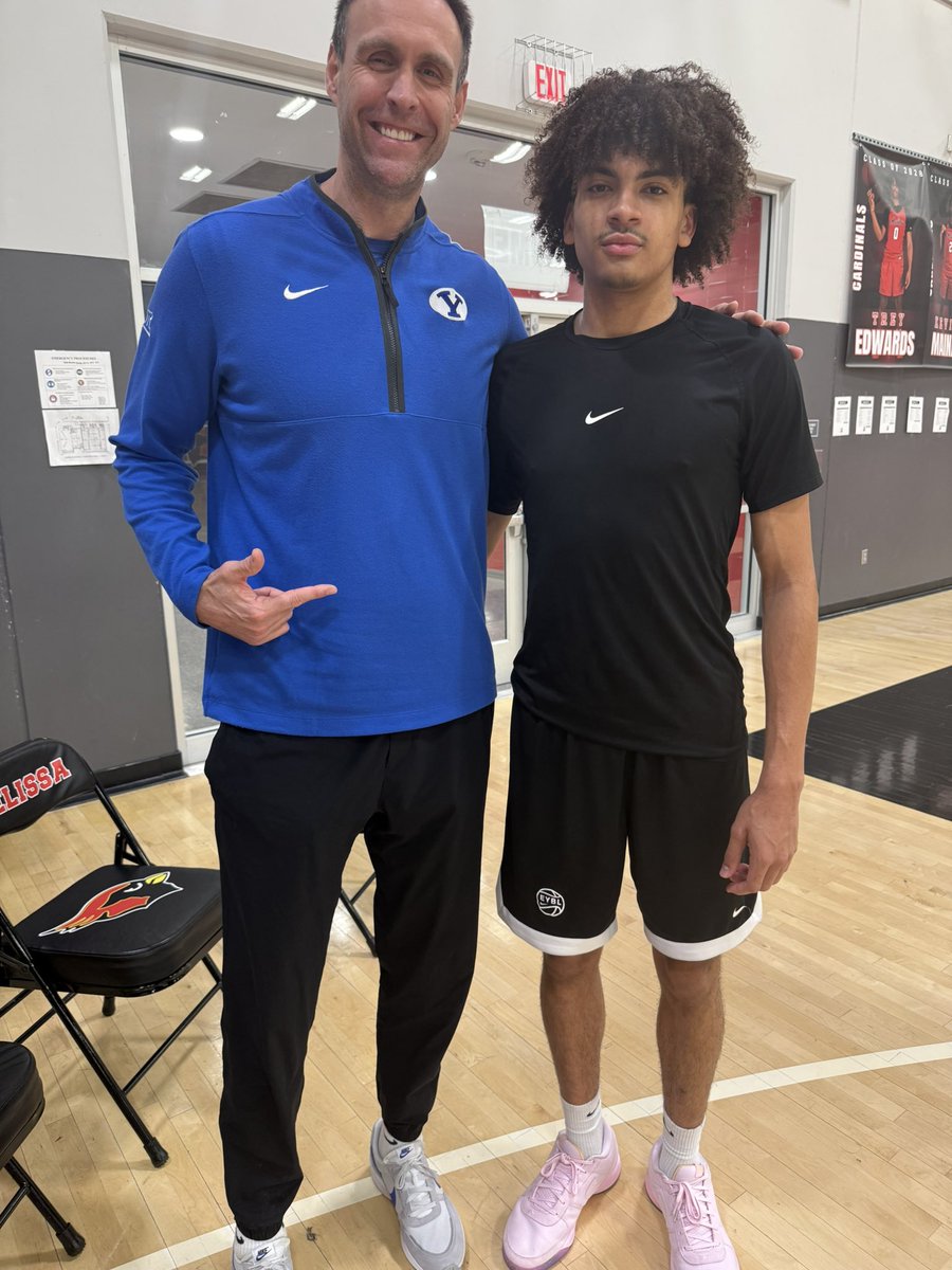 Austin Goosby (@goosbyaustin) on Twitter photo Thank Coach Burgess for stoping by for morning workouts on monday! <a href="/BYUMBB/">BYU Men's Basketball</a> <a href="/chrisburgess34/">Chris Burgess</a> Thank Coach Burgess for stoping by for morning workouts on monday! <a href="/BYUMBB/">BYU Men's Basketball</a> <a href="/chrisburgess34/">Chris Burgess</a>
