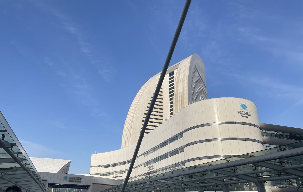 りれ tweet media