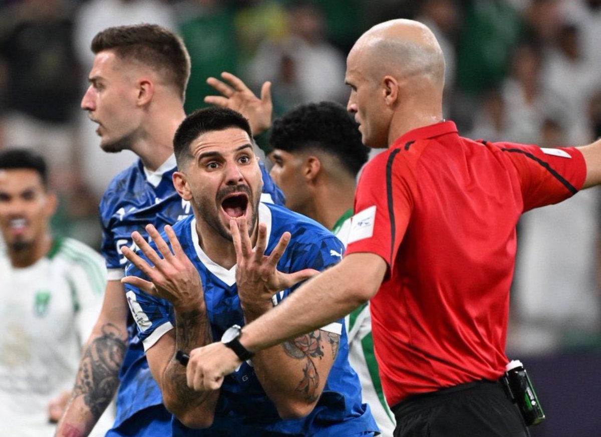 يا زين امس 

#الأهلي_الهلال