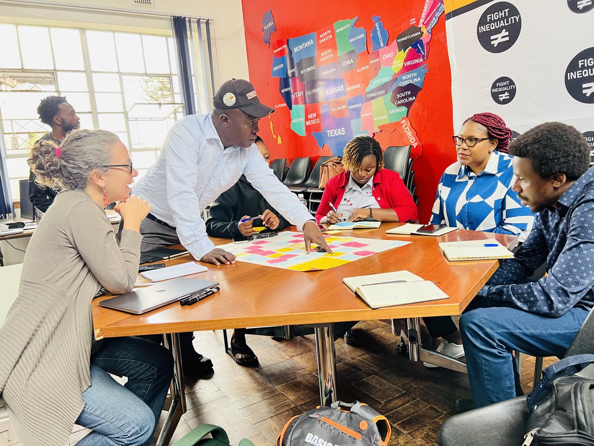 🚨Last week, <a href="/FiaZimbabwe/">Fight Inequality Alliance-Zimbabwe</a> hosted a 🔥3-day workshop to:  
✅ Mobilize citizens to demand #TaxJustice &amp; fair public debt policies  
✅ Fight for healthcare for ALL, reliable water access &amp; equitable resource governance  
✅ Build action plans to hold leaders accountable 
[1/2]