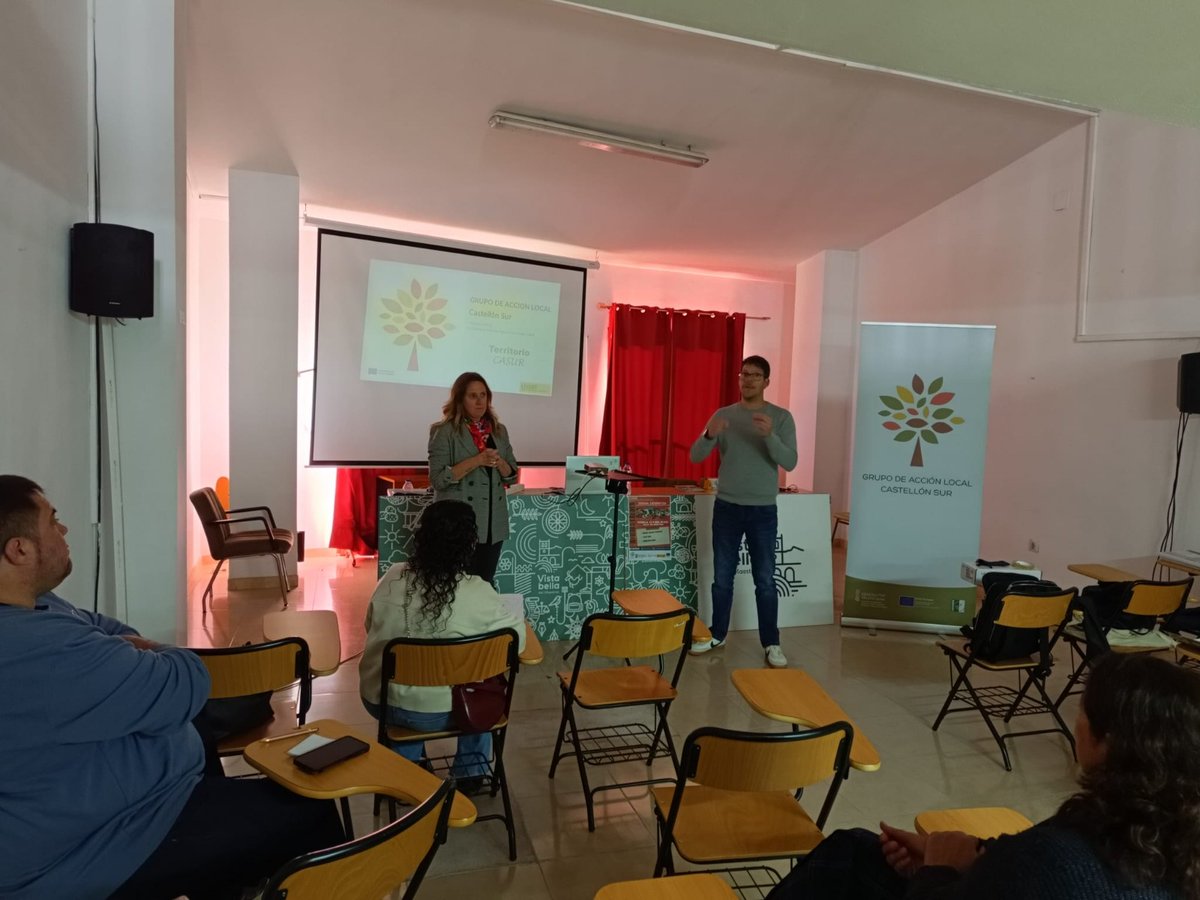 GALCastellonSur's tweet photo. ✅ El GAL Castellón Sur impulsa 110 proyectos y cerca de 6 millones de inversión a través del programa LEADER

👉 L’Antiga Presó de Vistabella del Maestrat acogió una jornada informativa para dar a conocer la convocatoria LEADER 

❗️ Toda la información:
https://t.co/p7XxFxnaHc https://t.co/zcEyeCJy1f