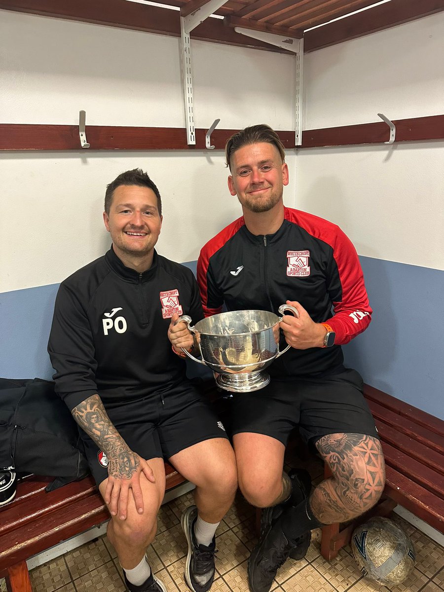 JoeAdamRayner's tweet image. Memorial Cup Winners 24/25
Challenge Cup Winners 24/25
IOW Division One Winners 24/25 

Treble winners again!

23 Trophies in 11 seasons 
Thank you &amp;amp; Goodnight 

❤️💛