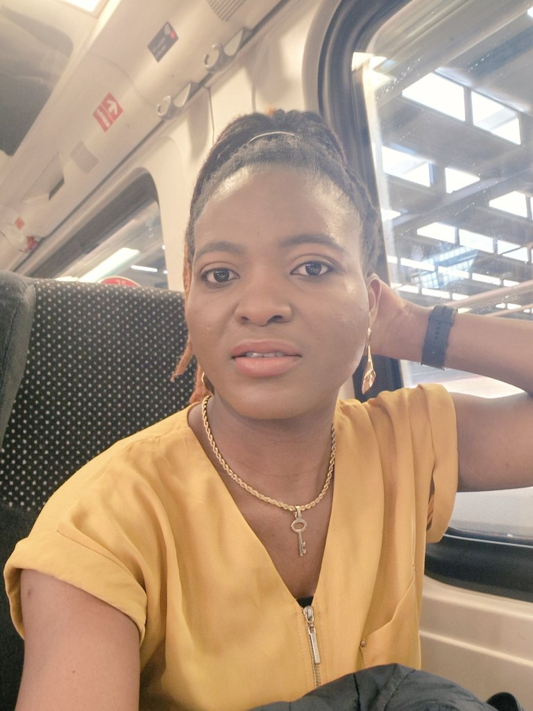 Started my property journey with passion-but not the right knowledge.
Lost money. Learned fast. Bought our home, then 2 buy-to-lets.
Now? I want more than tradition-I want to be a sophisticated investor.
On my way to Nottingham for SPI with <a href="/FrankFlegg/">Frank Flegg</a>
Let's go!
#Rethink #SPI
🚀