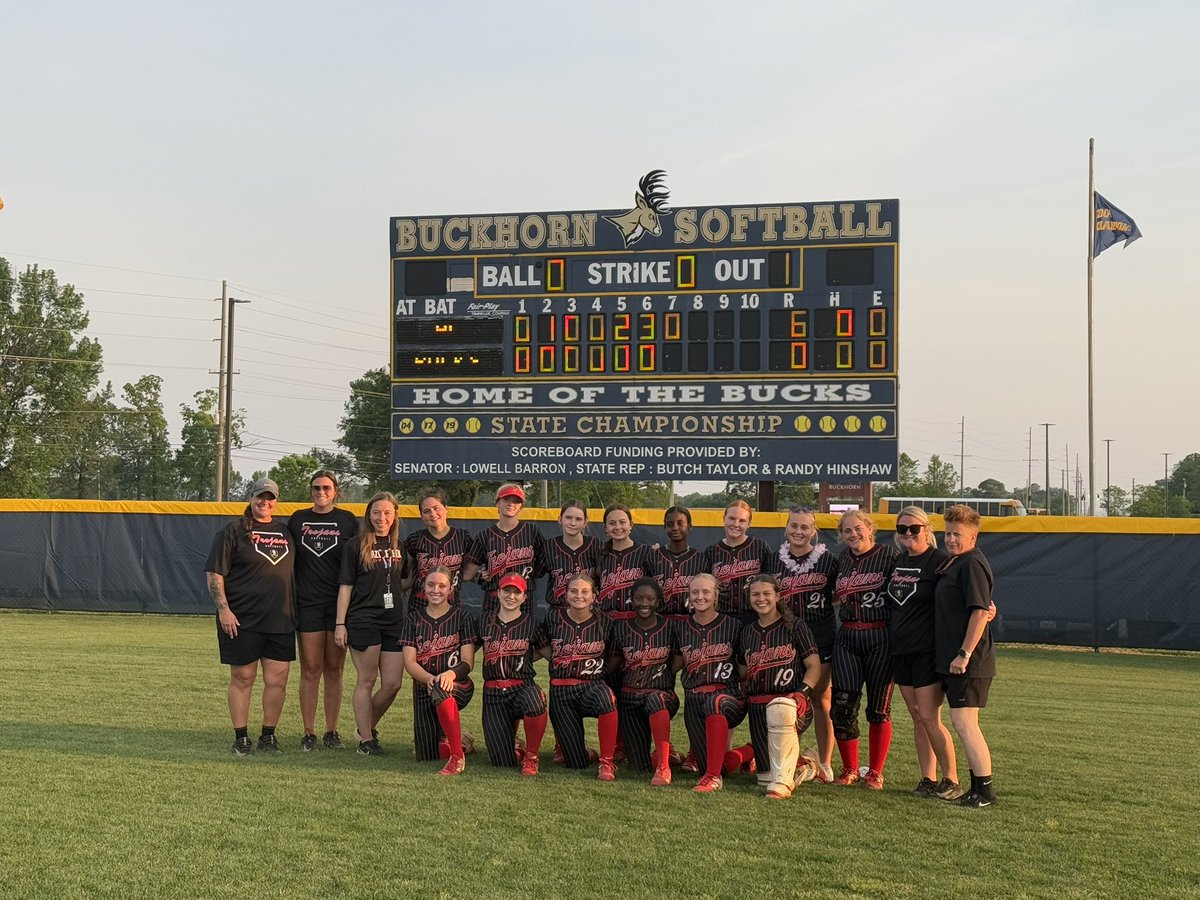 6A Area 16 Champions, 2 years in a row ❤️🖤⚔️