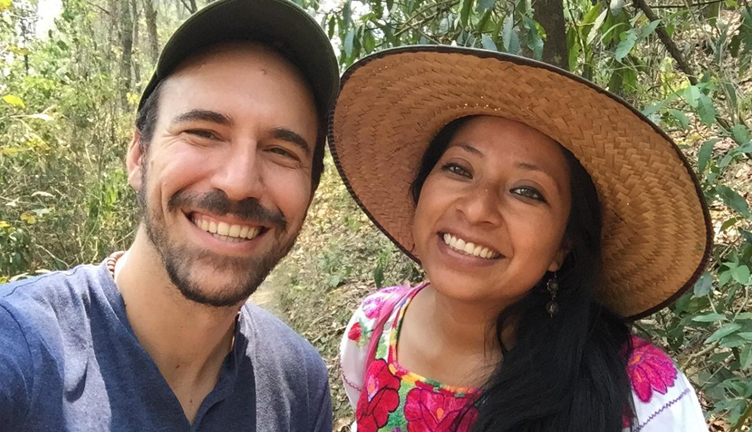 Desde 2020, Cine Bolomchon reúne a Chenalhó para ver cine al aire libre. Como parte de #CineParaTodxs 2025, proyectará EL SUEÑO DEL MARA'AKAME en Huixtán. Platicamos con sus fundadores sobre este proyecto.

Leer más 🎬👉 [ ibit.ly/SNJce ]