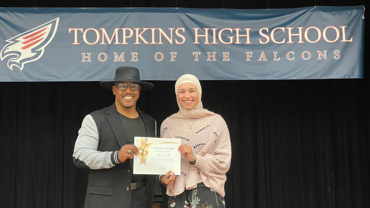 Sama Sahli (@samasahli) on Twitter photo I am so honored and grateful for earning the Falcon Award at our last track banquet. It has been a wonderful four years in this program and I can’t wait to see what the future holds. Thank you to my family and friends for all the amazing support, Alhamduallah! <a href="/CoachKaliefM/">Recruiting Coordinator / Head Track</a> I am so honored and grateful for earning the Falcon Award at our last track banquet. It has been a wonderful four years in this program and I can’t wait to see what the future holds. Thank you to my family and friends for all the amazing support, Alhamduallah! <a href="/CoachKaliefM/">Recruiting Coordinator / Head Track</a>
