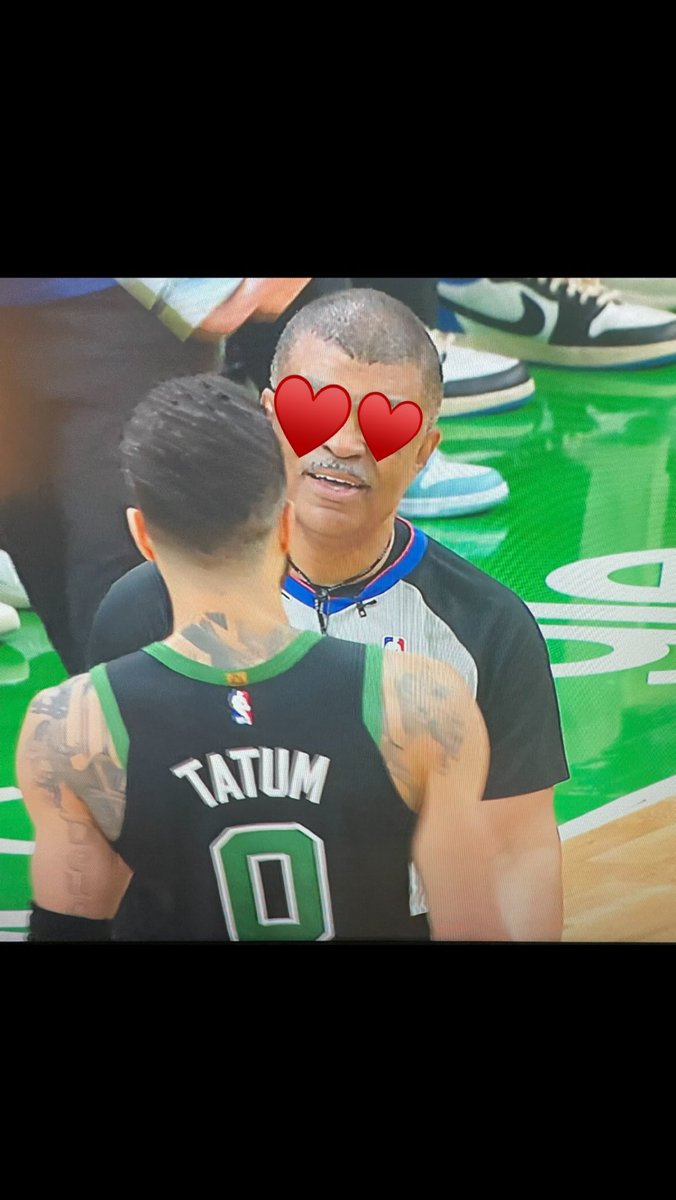 OtownMagicMemes's tweet photo. POV: Orlando Magic vs Boston Celtics Game 5 https://t.co/nwrJS2GHGp