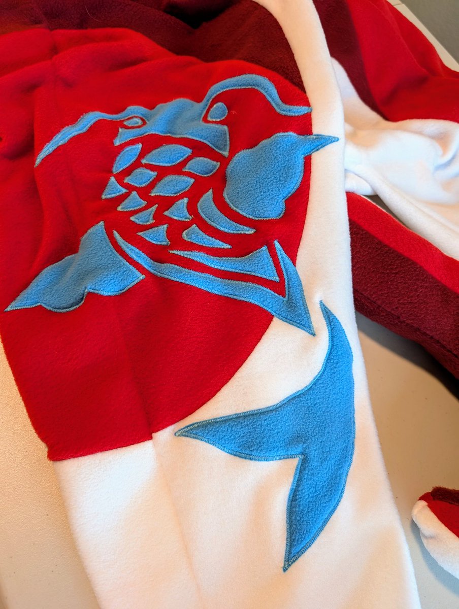 DizzignerClub's tweet image. Finished kigu for @Koifishkid