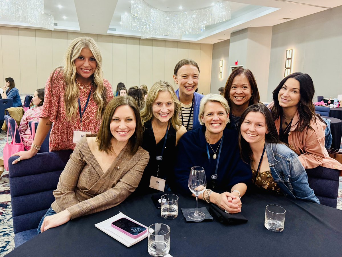 jskytx's tweet photo. Loved visiting Dawson Institute and meeting so many @deltagamma sisters in Dallas over the weekend.  Thanks to Delta Gamma Foundation and its donors for making this opportunity possible.  #deltagamma #deltagammafoundation #dgdawson https://t.co/Wmpdf3BpoN