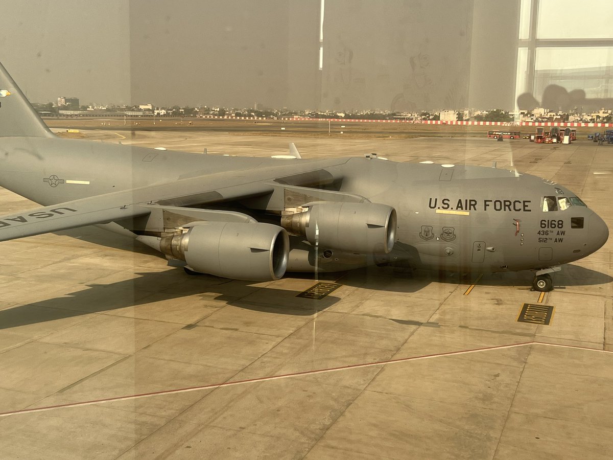 harodia's tweet photo. Majestic US Air Force at Jaipur. What’s happening? https://t.co/dRcmrq9O0G