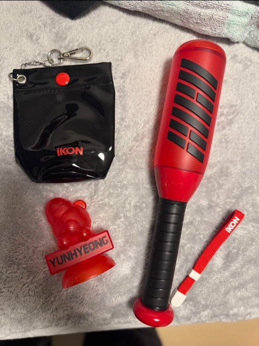 iKON YUNHYEONG JONBAT SET
Includes:
Jonbat
Yunhyeong Topper
Topper Case
💸: 1650 PHP all in + LSF

DP: 50%
FP: Once in PH
ETA: Normal

Send us a DM