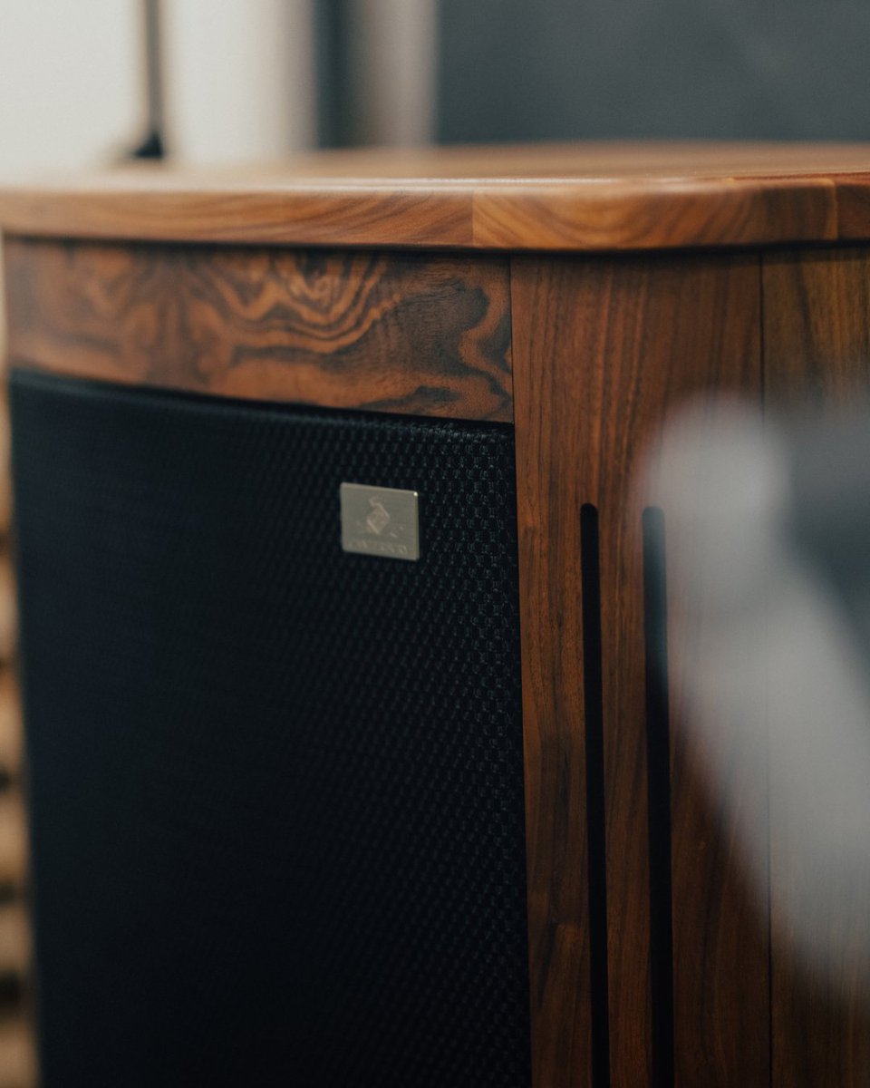 🎶 Grilles on or off? Let's hear your thoughts 🎶

Do you keep your speaker grilles on for peace of mind – shielding those precious Dual Concentrics from dust, curious fingers, and furry friends?

OR do you liberate your Tannoys for maximum sonic transparency?

Cast your vote