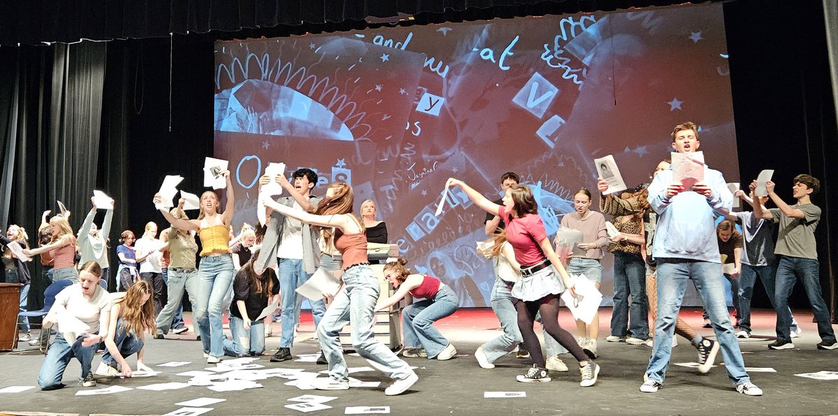 MNHSDrama's tweet photo. Better get your tickets now for Millard North's upcoming production of "Mean Girls!" We open this Thursday! https://t.co/GAGikXx9Sm  @AaronBearinger @MillardNorthHS @MillardNorthMBC @MNHSActivities @MillardPS https://t.co/kVhZgtGEyU
