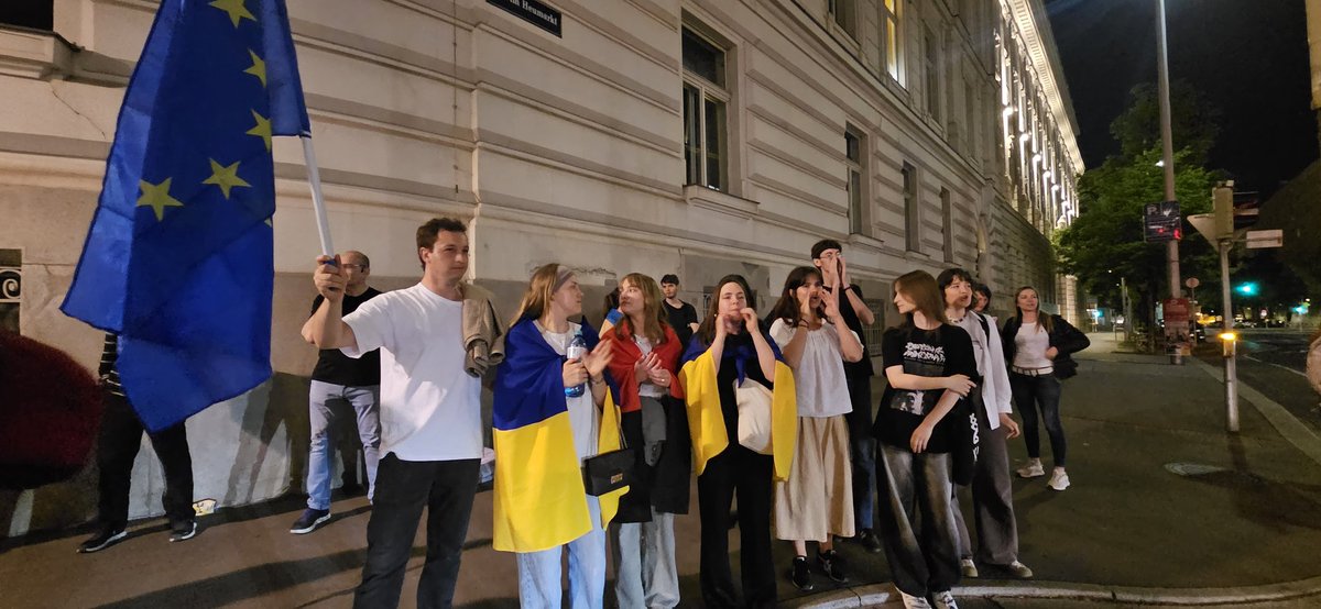 Today is a shameful day in Vienna.While the bloody war continues in Ukraine,a Russian concert takes the stage in the heart of Europe,in Austria.Loud music applause.And behind this ostentatious"culture"is a country that brings death and destruction Ukrainians, Chechens,Poles took