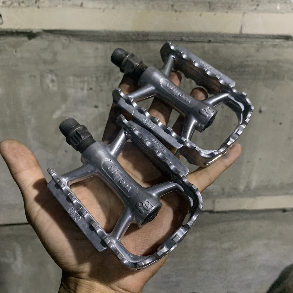 Pedal wellgo (new)
bearing  loncerrr!
50rb aja

#fnfjb