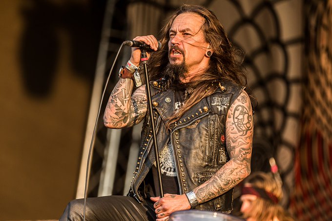 METALISFOREVER's tweet image. 今日4月30日はamorphis（アモルフィス）、ゴシックメタルバンド、SINISTHRA（シニストゥラ）のヴォーカリスト、Tomi Joutsen「トミ・ヨーツセン」の誕生日！🎤

#amorphis
#アモルフィス
#HRHM誕生日