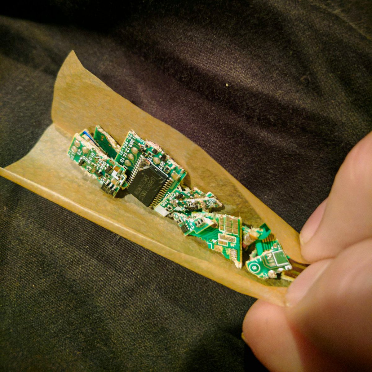 DOESNOTEXIST (@doesnotex_ist) on Twitter photo 