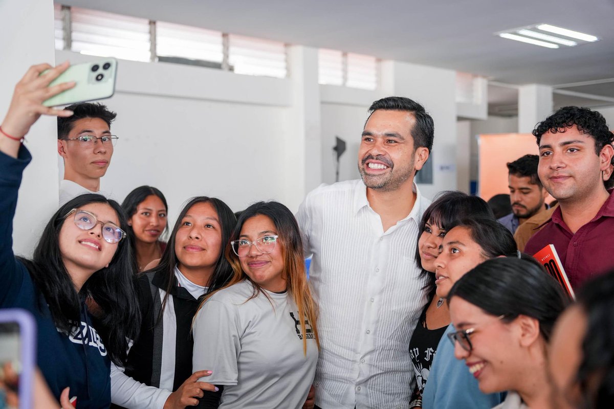 Movimiento Ciudadano Veracruz | Movimiento Naranja (@movciudadanover) on Twitter photo Hoy arrancamos formalmente campaña en los 212 municipios de #Veracruz. Con el respaldo ciudadano y el acompañamiento de nuestro coordinador nacional <a href="/AlvarezMaynez/">Jorge Álvarez Máynez</a>, vamos con fuerza a construir buenos gobiernos.
#MovimientoCiudadanoVaConFuerza
#VeracruzVaConFuerza🍊 Hoy arrancamos formalmente campaña en los 212 municipios de #Veracruz. Con el respaldo ciudadano y el acompañamiento de nuestro coordinador nacional <a href="/AlvarezMaynez/">Jorge Álvarez Máynez</a>, vamos con fuerza a construir buenos gobiernos.
#MovimientoCiudadanoVaConFuerza
#VeracruzVaConFuerza🍊