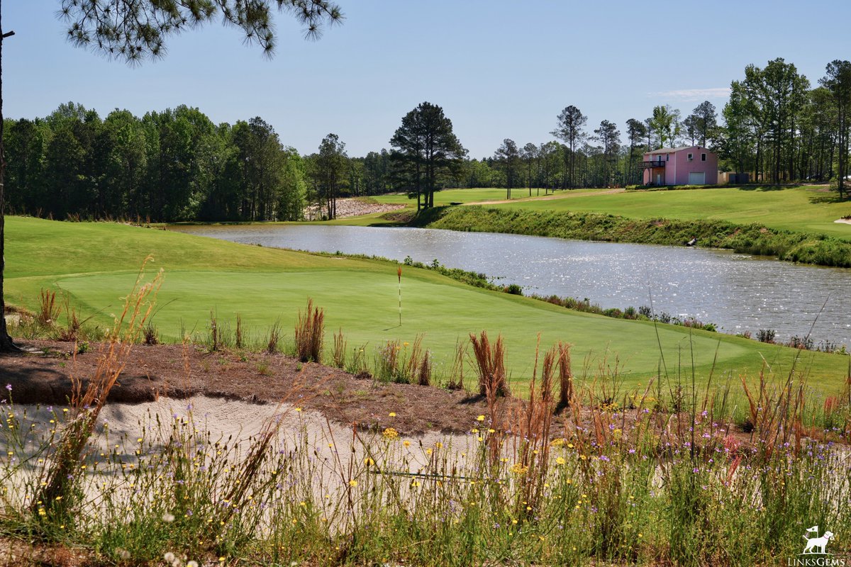 “Broomsedge is special.” For the past several months, I’ve been hearing this same thing from anyone who visited the South Carolina sandhills. Yesterday, I got to see for myself.

Special is an understatement. The golf course, designed by founder and co-owner Mike Koprowski and