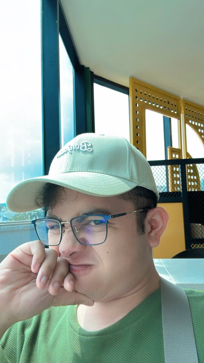 Eyyy_leaf's tweet photo. Im in love with Green https://t.co/HRwmemfcfd