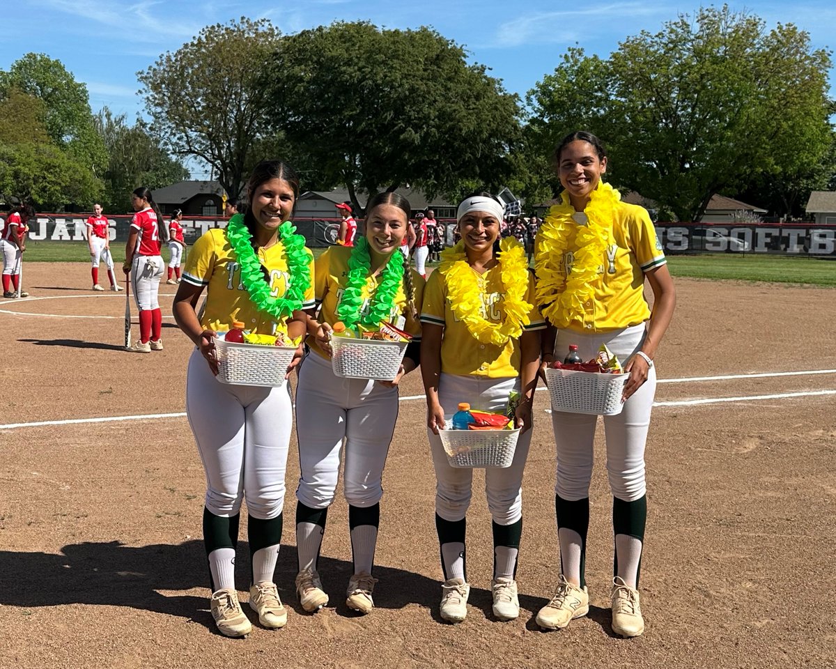 Tracy High Softball tweet media