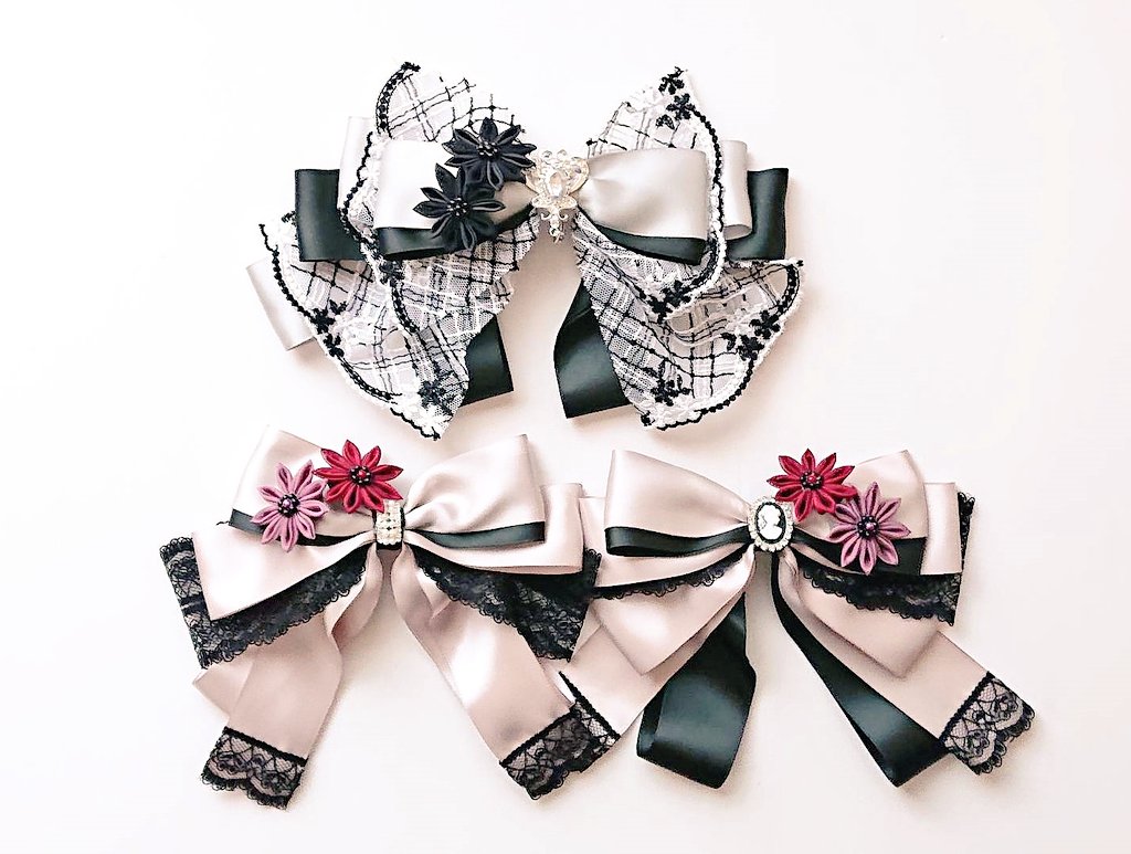 新しい作品でバレッタ金具でのゴシック風リボンです！