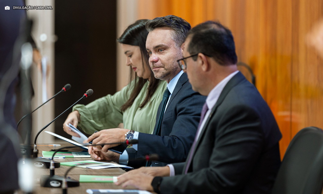 PDNewsBR's tweet image. Número de crianças e adolescentes em situação de rua no DF cai pela metade em três anos  

politicadistrital.com.br/numero-de-cria… 

#ADOLESCENTES #CRIANçAS #SITUAçãODERUA