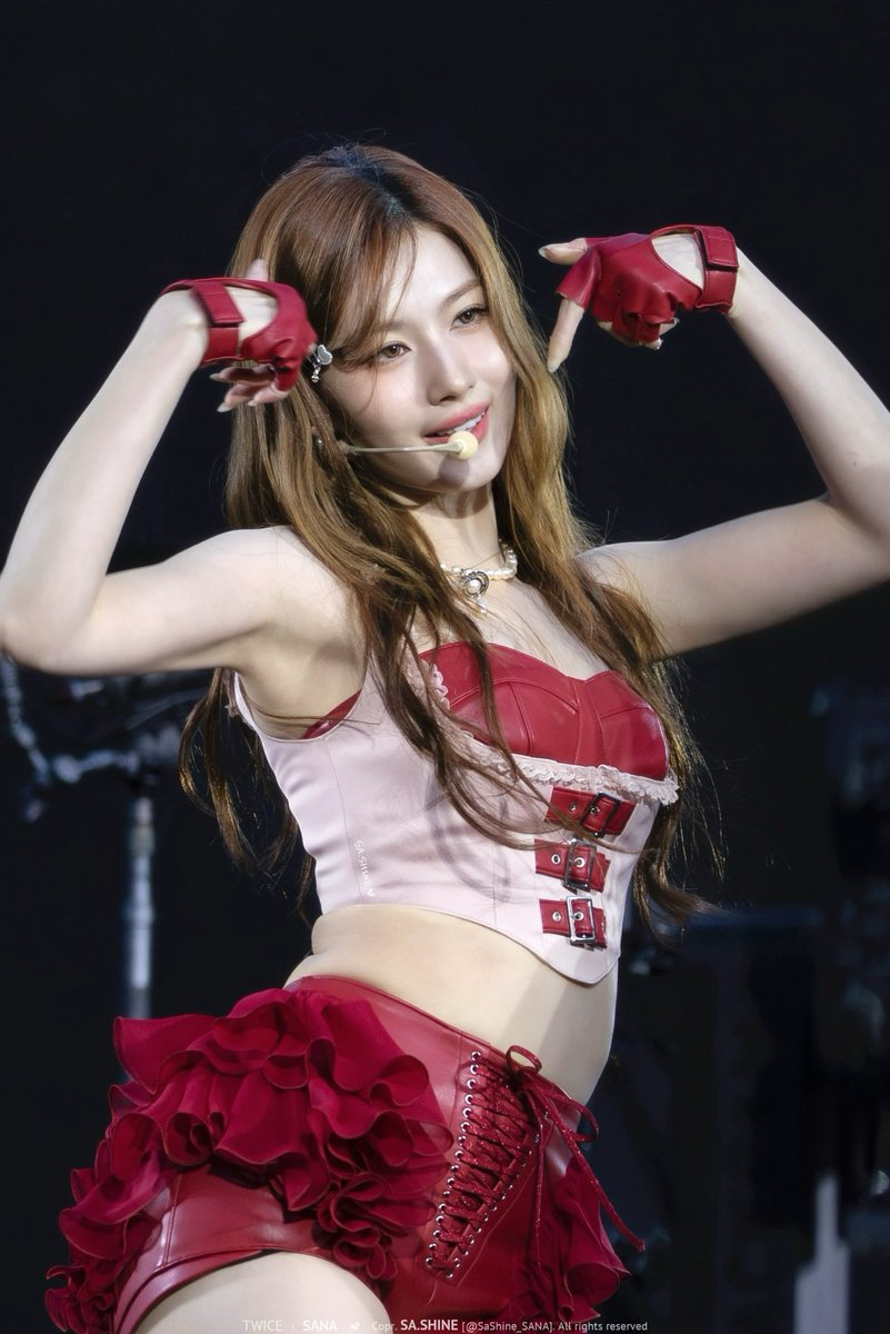 SaShine_SANA's tweet photo. 250425 COLDPLAY in GOYANG D6

🎀 TT 💕

#트와이스 #사나 #TWICE #SANA #サナ https://t.co/JoNjtGajaD