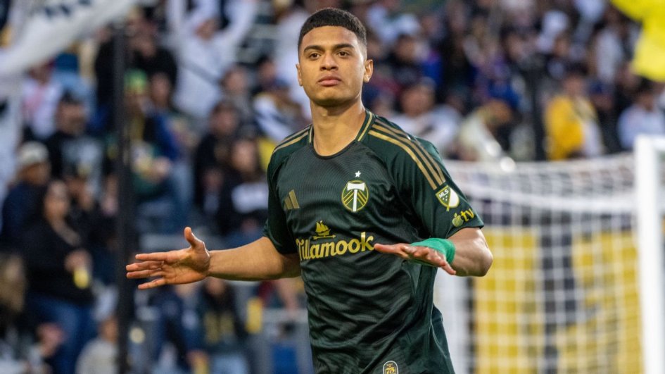 Vancouver Whitecaps dominate with a 3-1 win in the MLS Power Rankings. No 1 love for the Caps; they lead Western Conference!    espn.com/soccer/story/_…