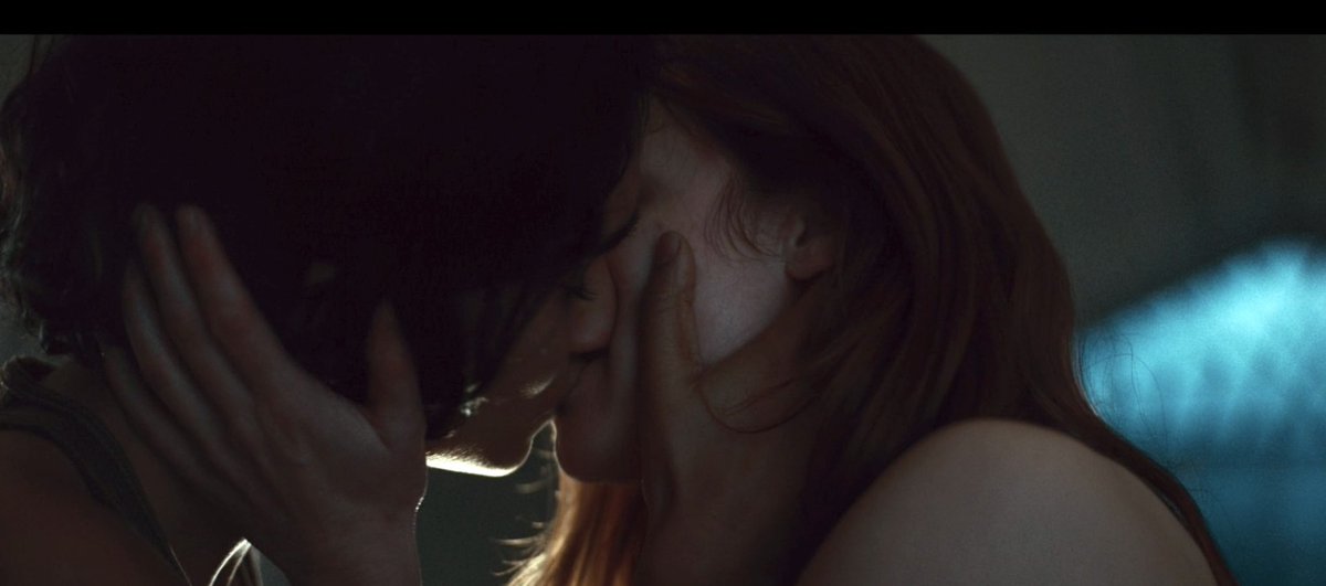 BlizzardOfBlue's tweet image. FUCKING SICK AND TWISTED
#Andor DIDN’T EVEN GIVE ME 30 MINUTES TO CELEBRATE VELCINTA